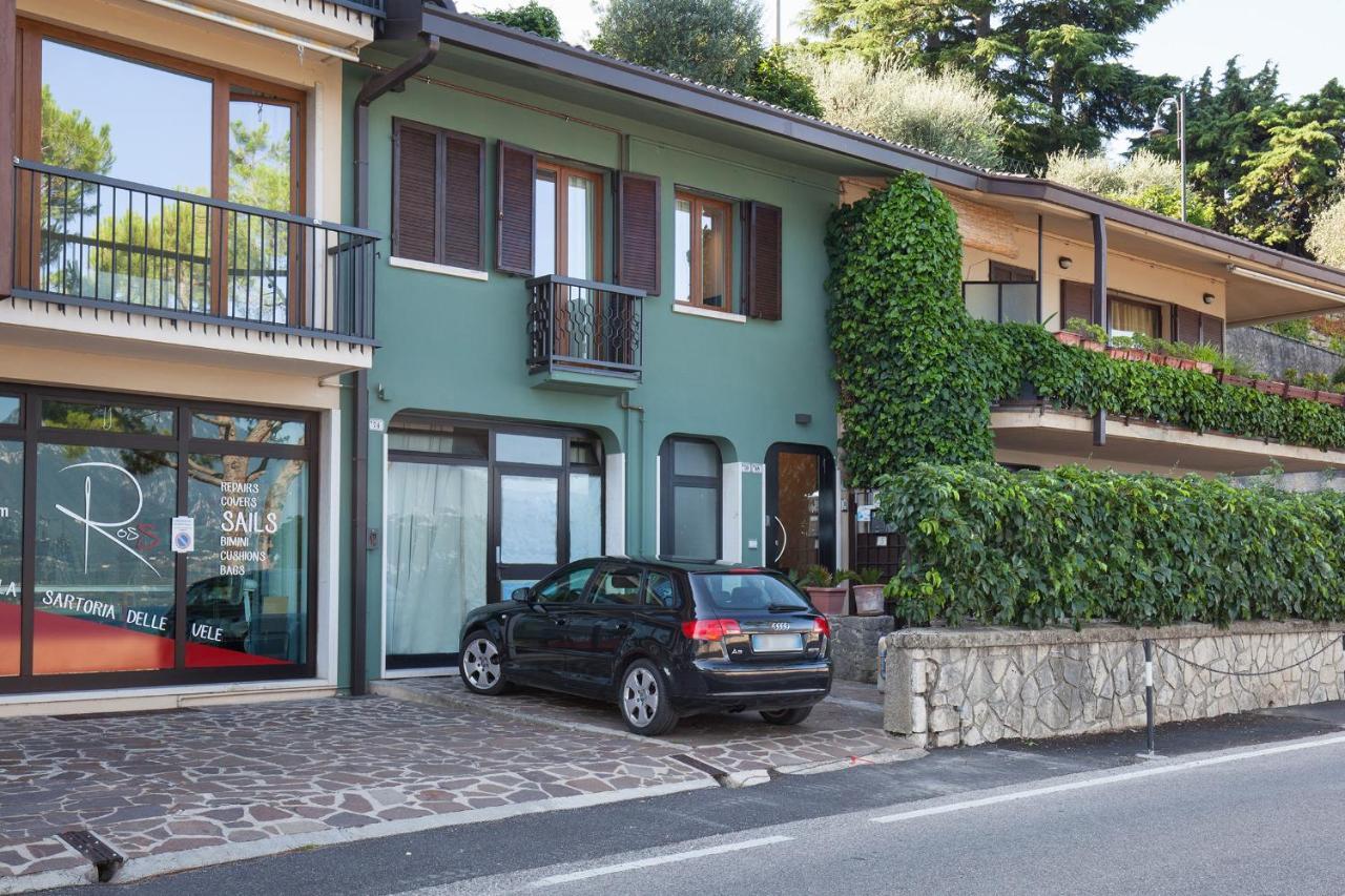 Apartment Verde Torri Del Benaco Exteriör bild