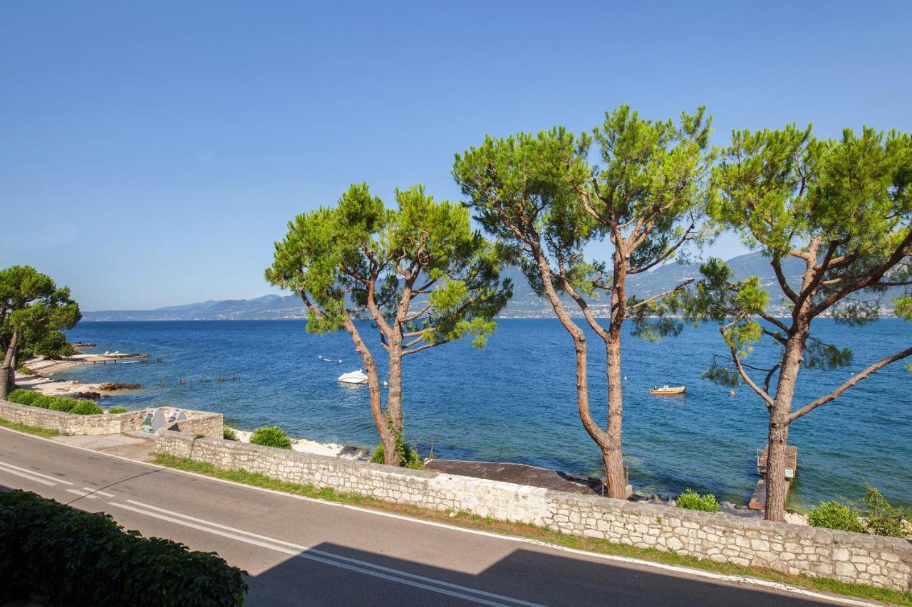 Apartment Verde Torri Del Benaco Exteriör bild